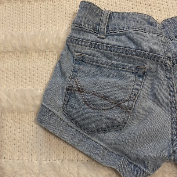 Y2K Mossimo jean shorts size low rise straight hip and thigh size 1 - Picture 6 of 8